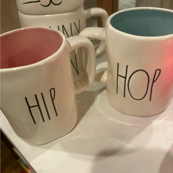 Rae Dunn Bunny Easter set of mugs - Picture 3 of 3